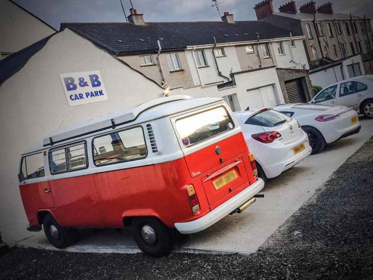 Antique House B&B Portrush Exterior foto